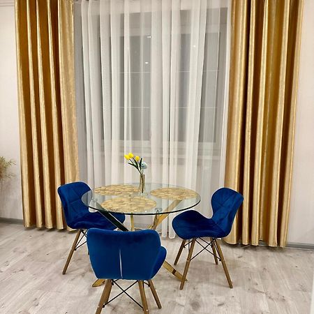 Luxury Apartment In Братислава Екстер'єр фото