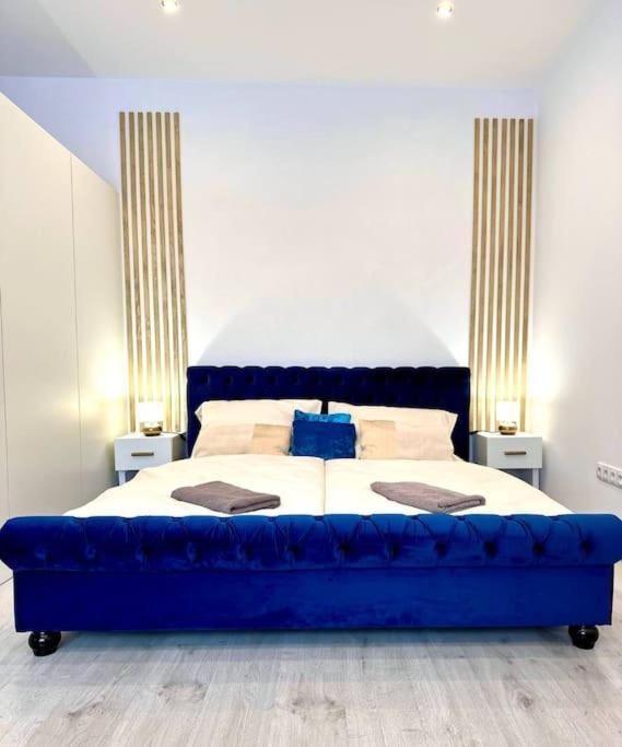 Luxury Apartment In Братислава Екстер'єр фото