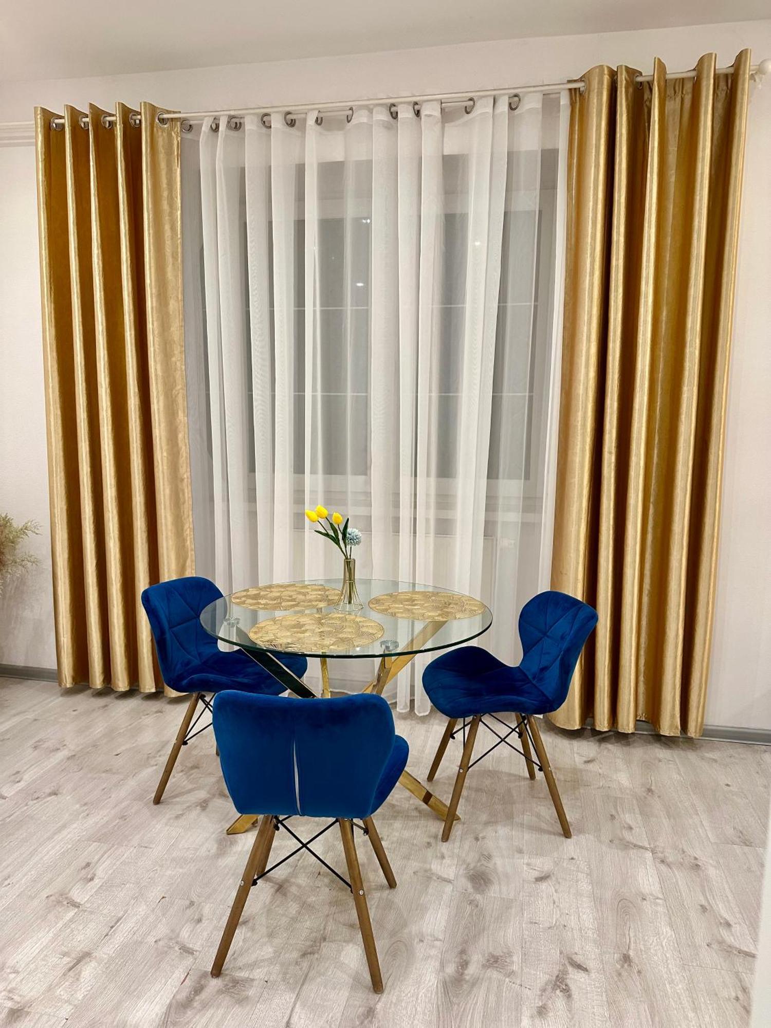 Luxury Apartment In Братислава Екстер'єр фото